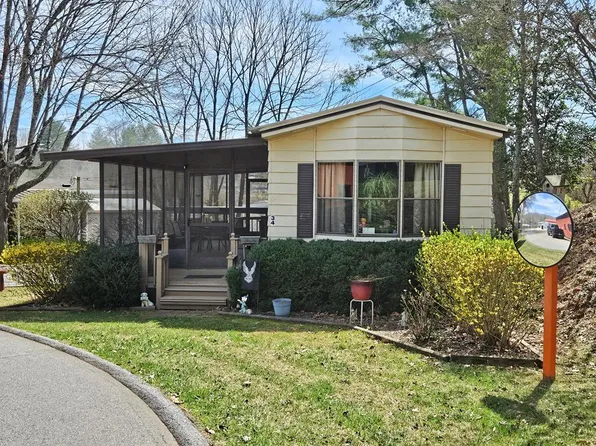 34 Park Ave, Franklin, NC 28734