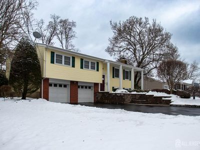 20 Clearview Rd, East Brunswick, NJ, 08816