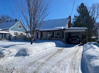 597 Almira St S, Pembroke, ON K8A4A3