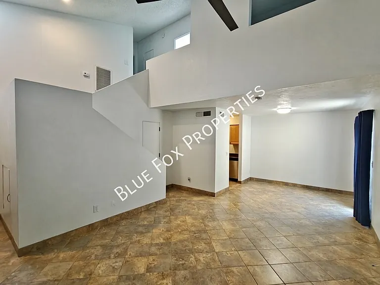 880 E Peppergrass Ln — Photo 3