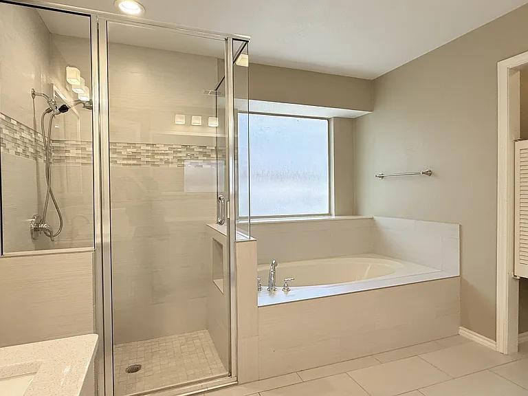 2709 Serenade Ct — Photo 17