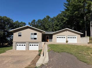 N14181 970th St, New Auburn, WI 54757