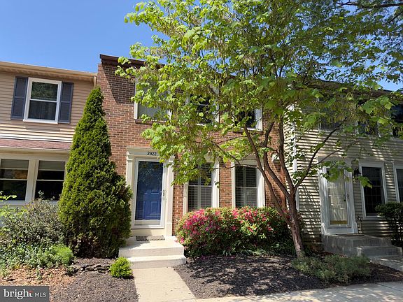 2nd image of 2922 Bridgehampton Ct