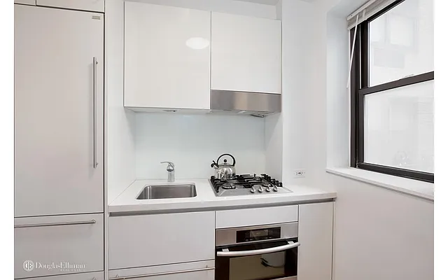 Rented by Douglas Elliman | media 13