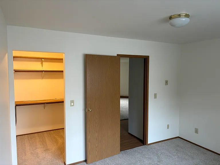 Woodway Estates — Photo 9
