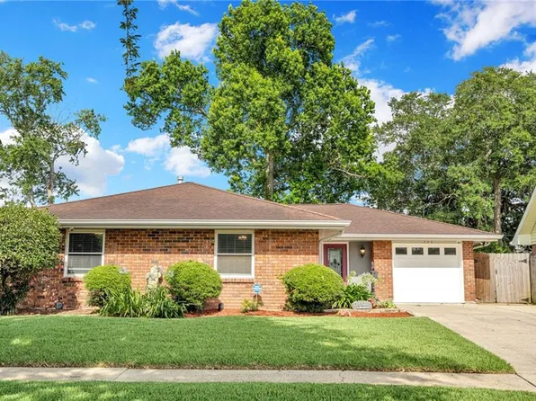 725 Hermes Pl, Terrytown, LA 70056