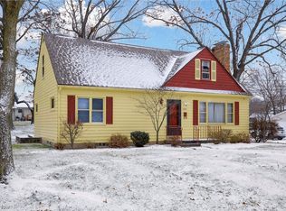 1557 Creighton Ave, Akron, OH 44310