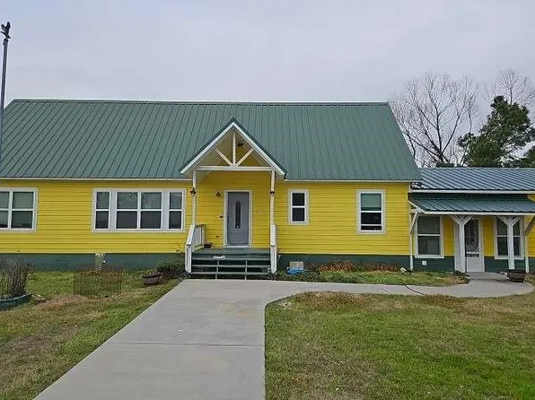 2 Birdwell Rd, Bedias, TX 77831