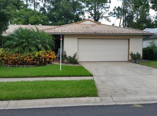 10229 Manila Bay Dr, Orlando, FL 32821