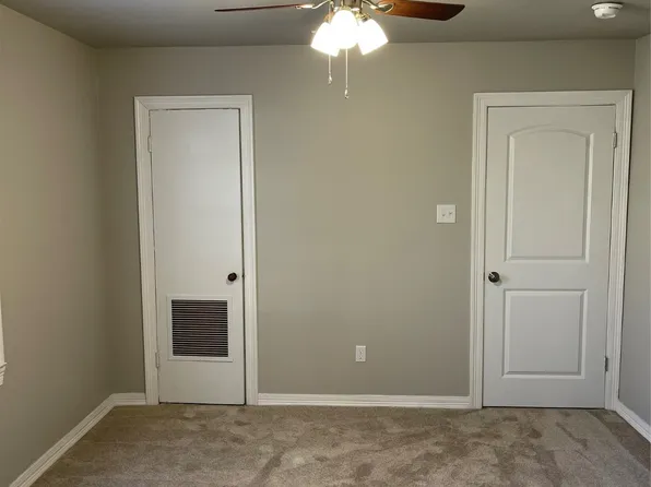 3845 Victory Dr, Shreveport, LA 71104