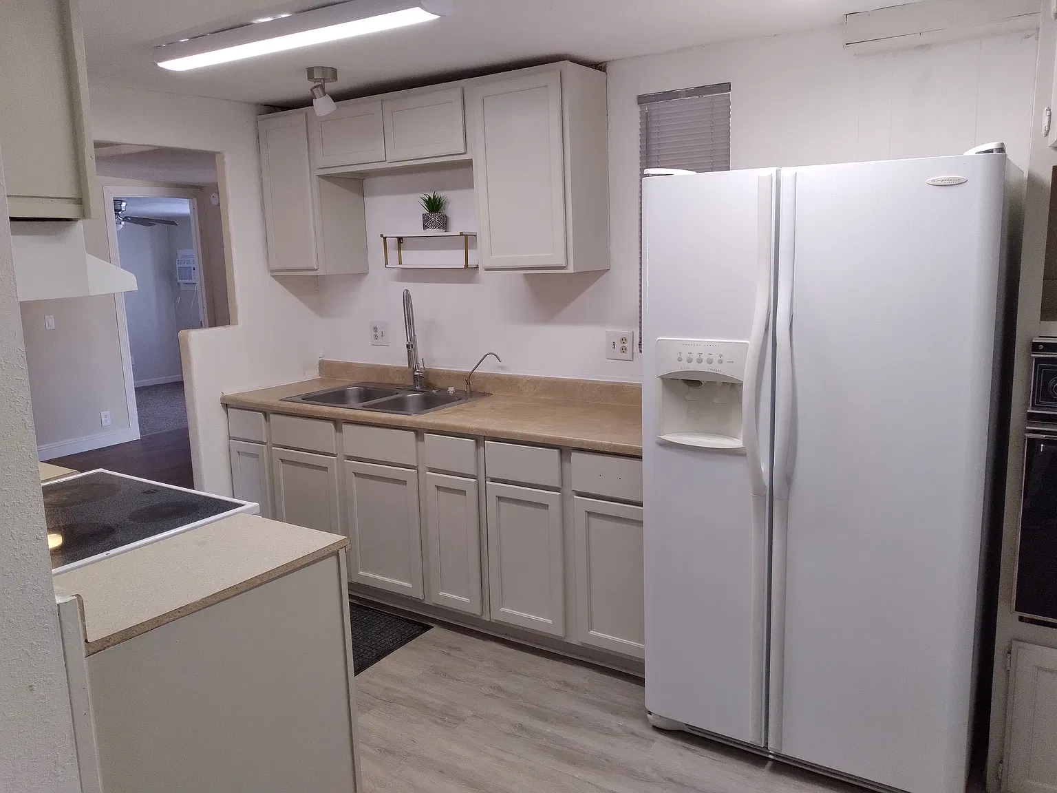 4 bed, 2.5 bath, 1740 sqft, $1,485 — Photo 2