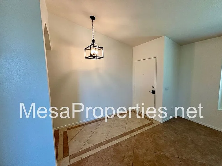 1412 Pace Ct — Photo 7