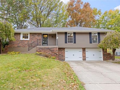 1105 SW 22nd St, Blue Springs, MO, 64015