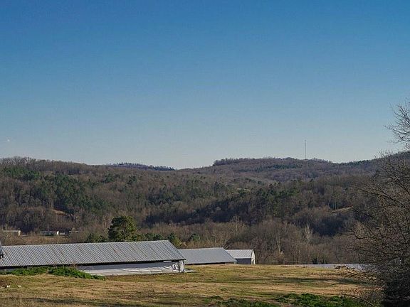 4th image of 124 County Road 522