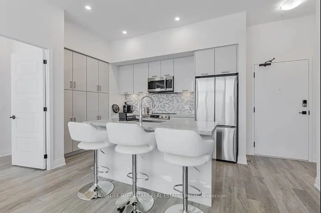 Building Photo - 415 Sea Ray Ave #407