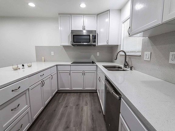 5th image of 2080 Karen Ave #79