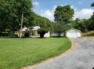 8982 Herold Rd, Sutton, WV 26601