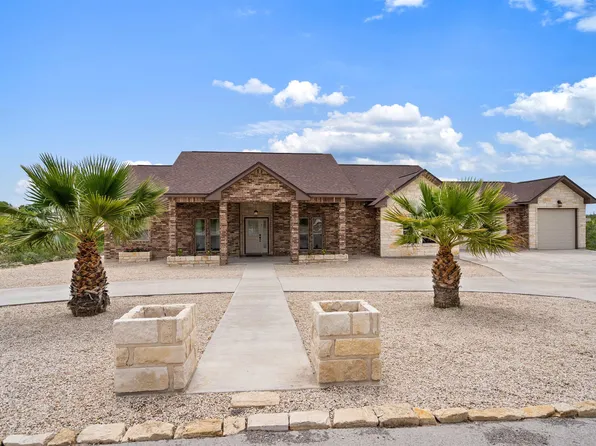 105 Gancho, Del Rio, TX 78840