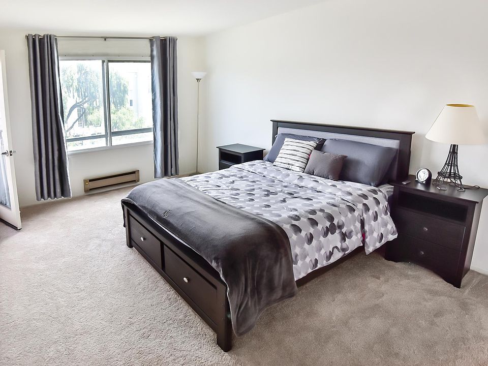 1st image of 360 Guerrero St APT 202