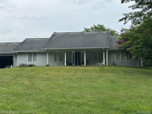 9675 Herold Hwy, Addison, MI 49220