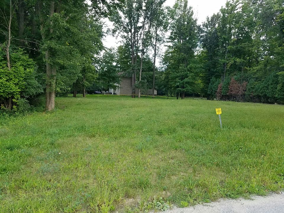2nd image of 20439 Norwood Dr N