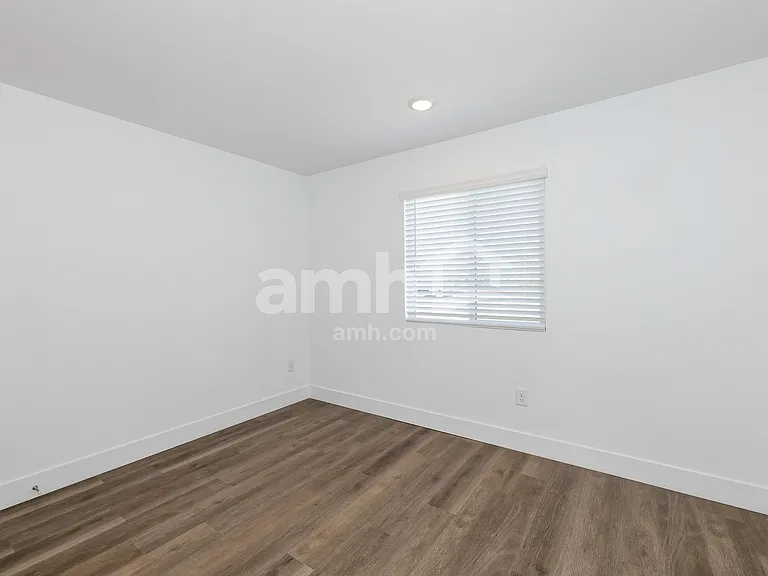 9572 Marchmont Rd — Photo 18