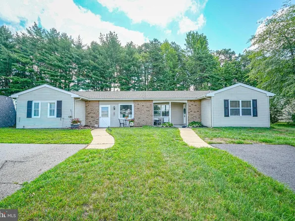 22 Kingston Way, Southampton, NJ 08088