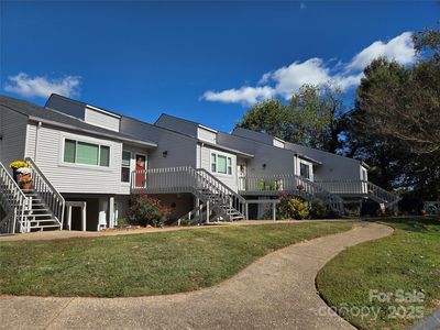 1050 21st Ave NW APT 55, Hickory, NC, 28601