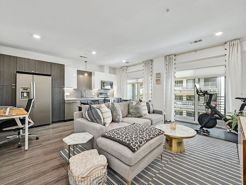 1st image of 4361 S Congress Ave Unit 423