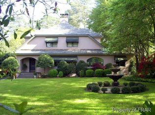 1712 Raeford Rd, Fayetteville, NC 28305