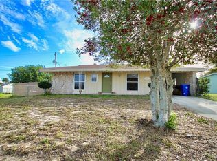 739 Schumann Dr, Sebastian, FL 32958