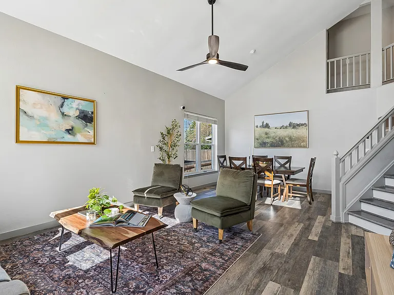 5247 E Hamilton Ave — Photo 5