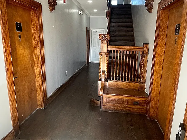 333 Humphrey St #8 — Photo 4