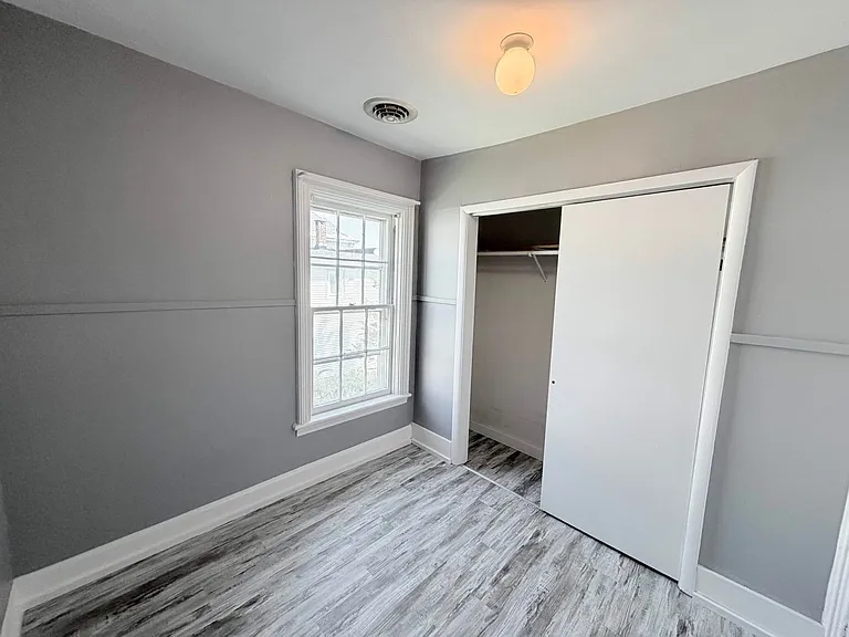 170 Lancaster St — Photo 8