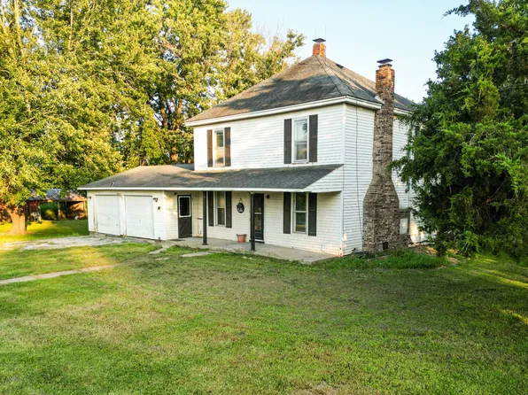 38727 160th Ave, Nebo, IL 62355