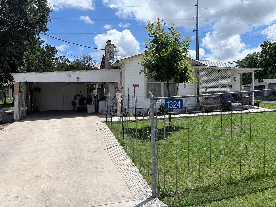 1st image of 1324 5th St
