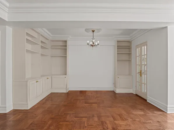 120 East 81st Street image 5 of 10