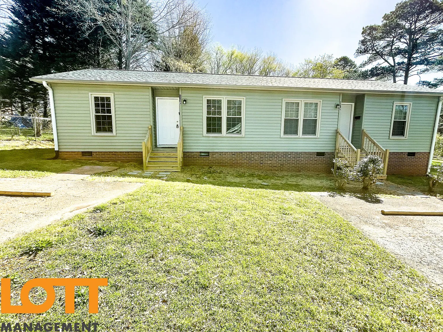 2 bed, 900 sqft, $1,150 — Photo 1