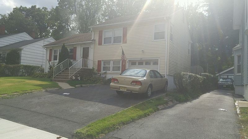 2nd image of 254 Fuller Ter