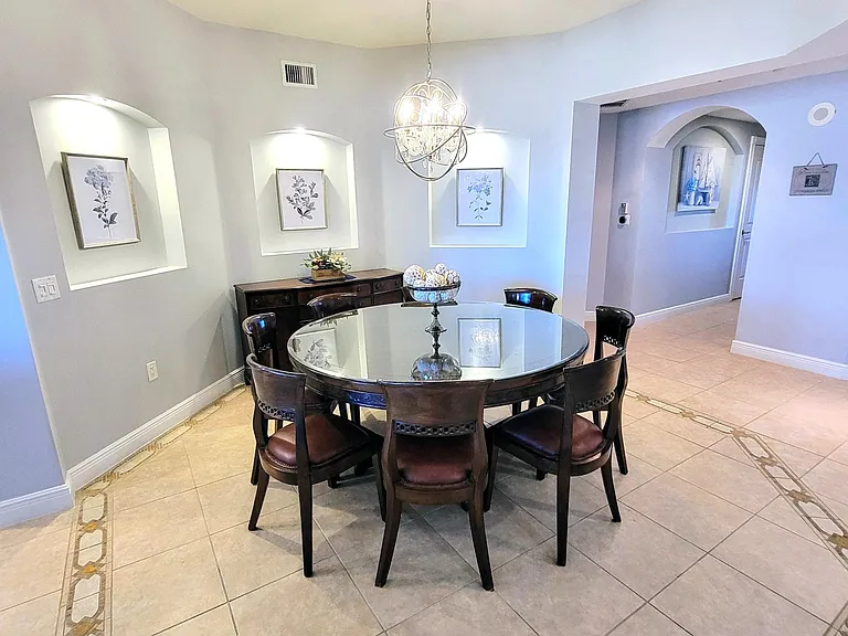 6081 Silver King Blvd #302 — Photo 9