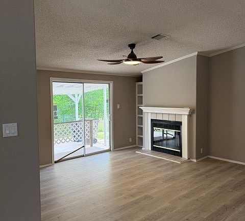 5th image of 2321 Ridgeview St