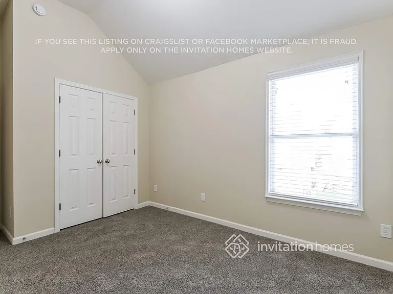 4015 Pointe Vecchio Cir — Photo 12