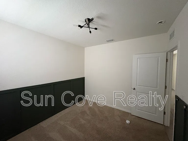 3180 Suncoast Plains Dr — Photo 16