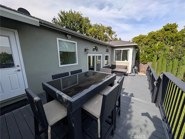 2828 Henrietta Ave — Photo 62