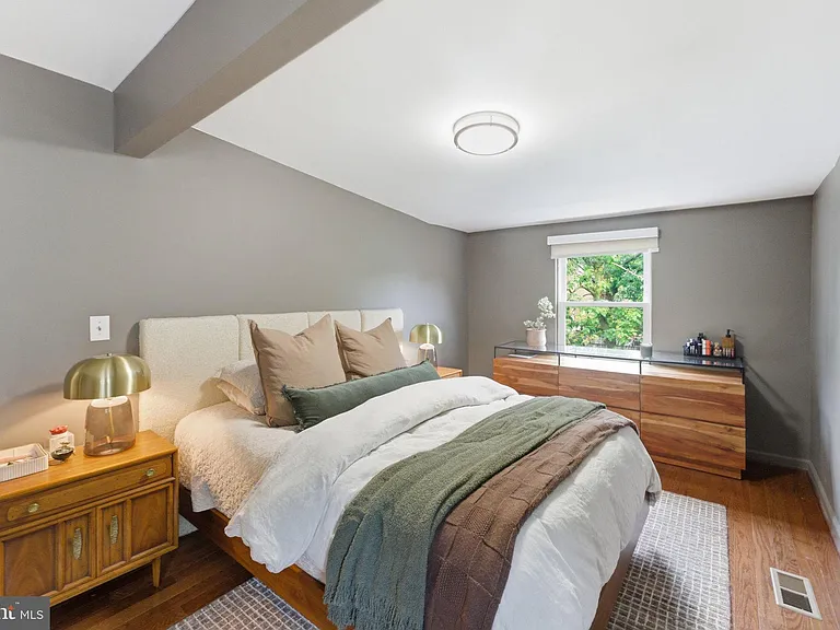 517 Lebaum St SE — Photo 24