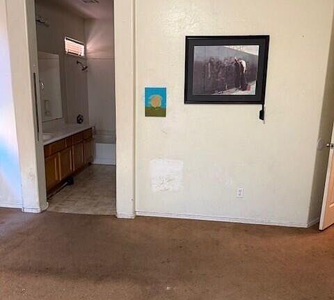 5th image of 8033 W SUPERIOR Avenue