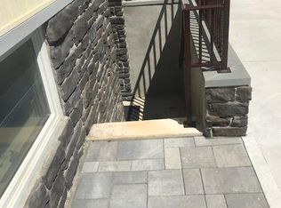 154 Johnson Ave, Staten Island, NY