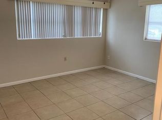 18 S Jefferson St, Beverly Hills, FL 34465