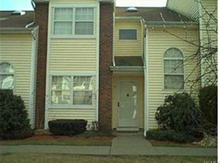 34 Brick Pond Rd, Middletown, NY 10940