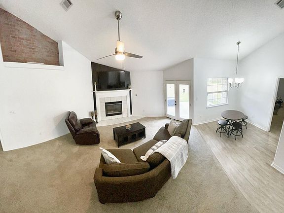 5th image of 3256 McMillan Creek Dr